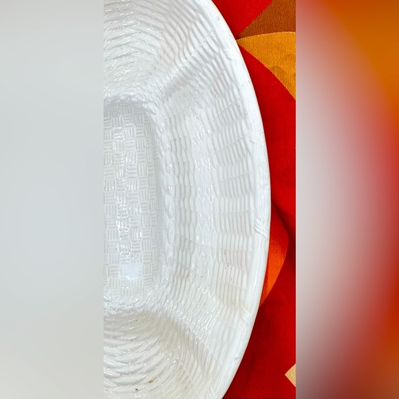 Vintage White Fapor Oval Ceramic Wicker Platter 16 1/2 by 10” - Picture 3 of 7